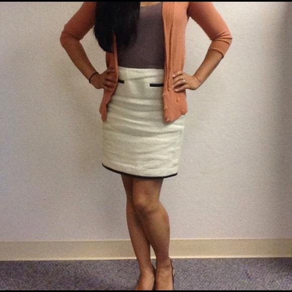 Ann Taylor Tweed Pencil Skirt with Leather Trim - Picture 7 of 7